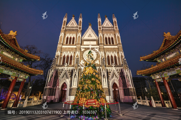 西什庫(kù)教堂夜景