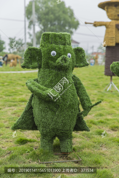豬八戒綠雕造型