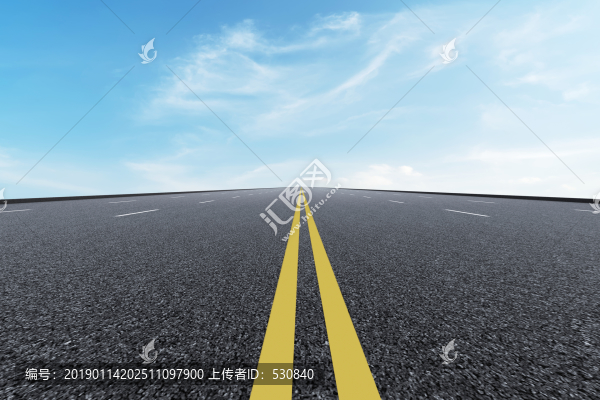 公路道路和天空云彩