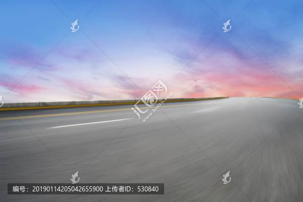 公路道路和天空云彩景觀
