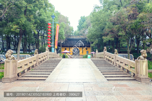 虎丘山門