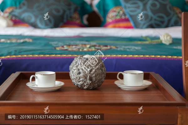 房地產(chǎn)樓盤別墅樣板間臥室