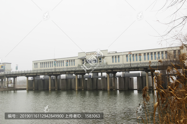 運河水閘臺兒莊節(jié)制閘