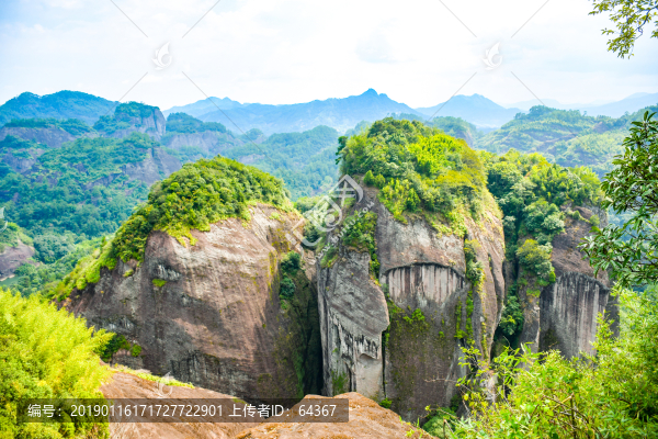 山峰