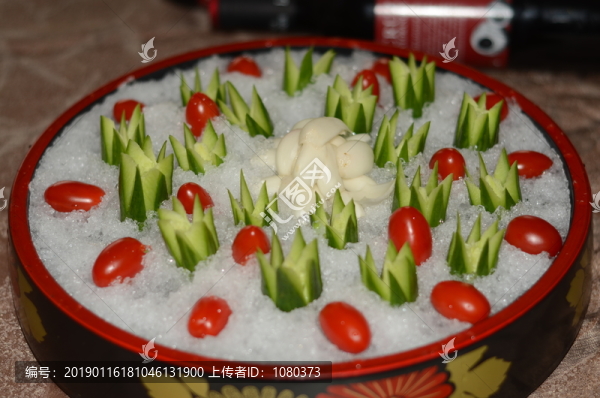 冰鎮(zhèn)小黃瓜