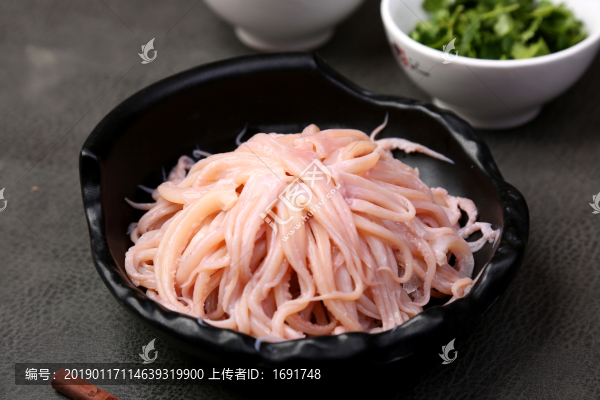 魷魚須