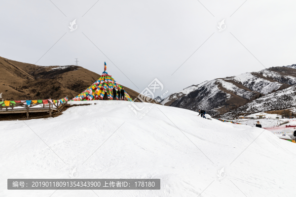 鷓鴣山滑雪場(chǎng)