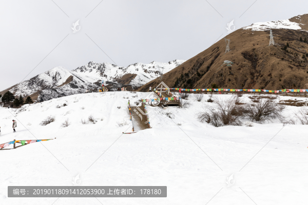 鷓鴣山滑雪場(chǎng)