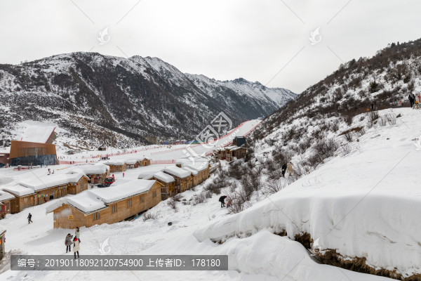 鷓鴣山滑雪場