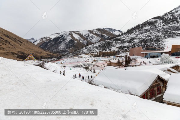 鷓鴣山滑雪場