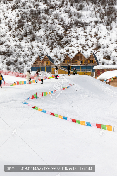 鷓鴣山滑雪場