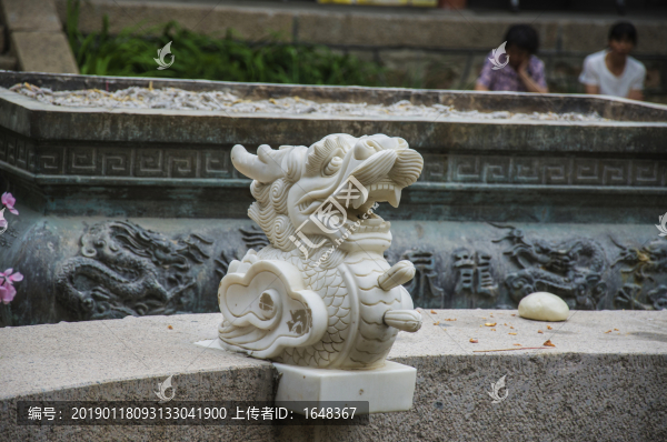生九子老大樂頭囚牛玉石雕
