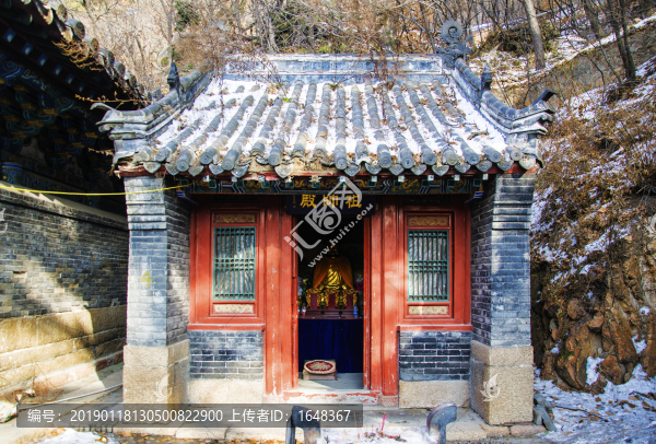 千山古剎龍泉寺祖師殿