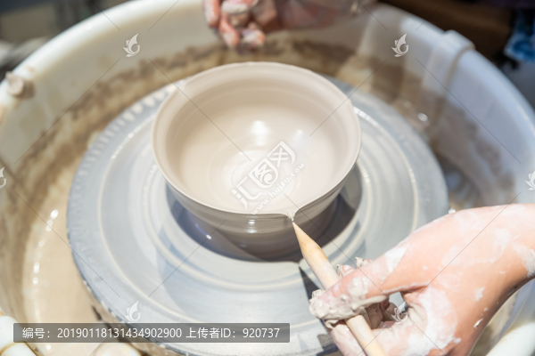 手工制作青瓷