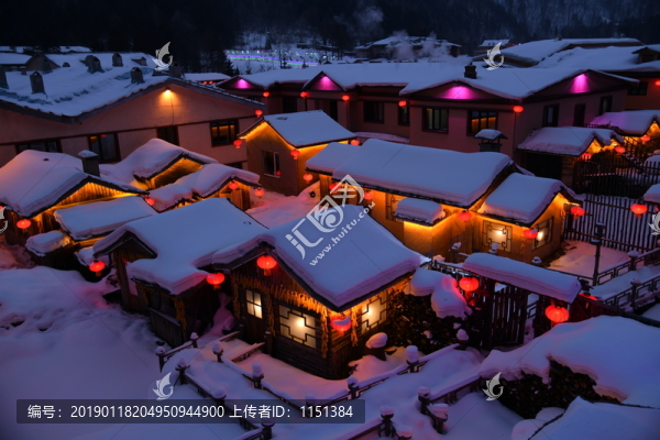 雪鄉(xiāng)童話世界夜景