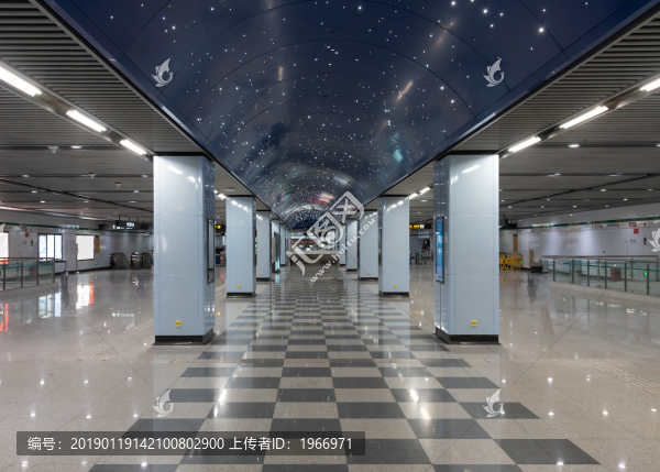 上海地鐵的內(nèi)景