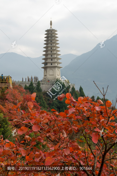 巫山紅葉巫峽鎮(zhèn)水塔
