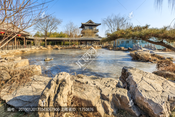 冬季的亭臺樓閣園林建筑