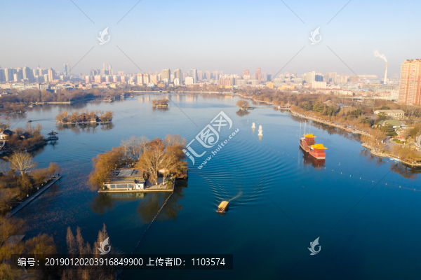 航拍濟(jì)南大明湖28