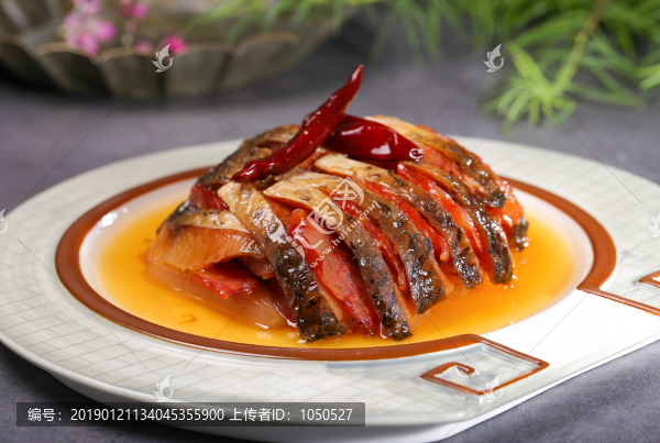 青魚鲞蒸肉香腸