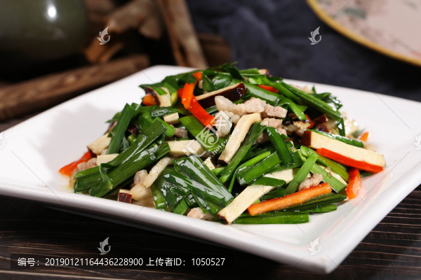 韭菜香干炒肉絲