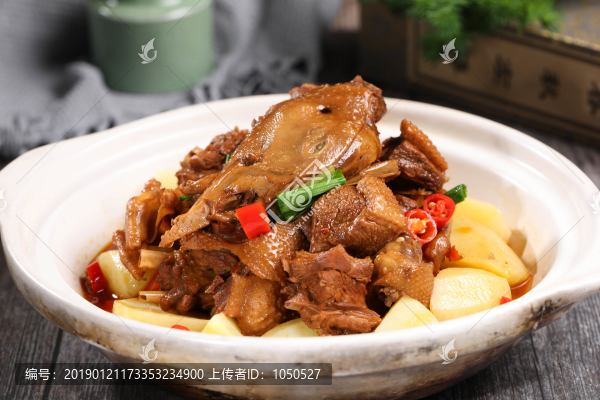 鴨肉燒土豆