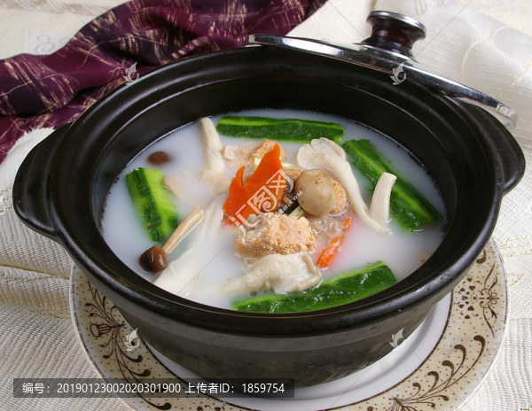 濃湯野山菌