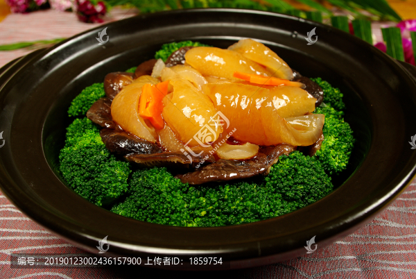 花菇海參煲