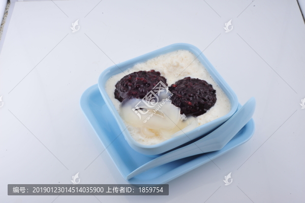 海底椰白雪涼粉