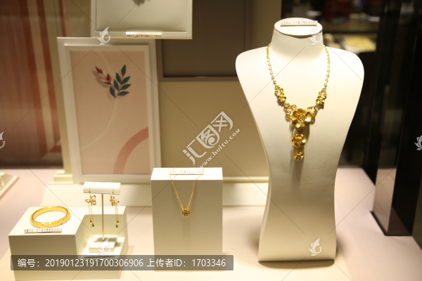 金店櫥窗展示