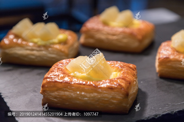 黃桃面包