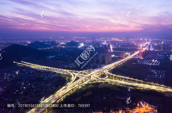 航拍城市立交橋夜景