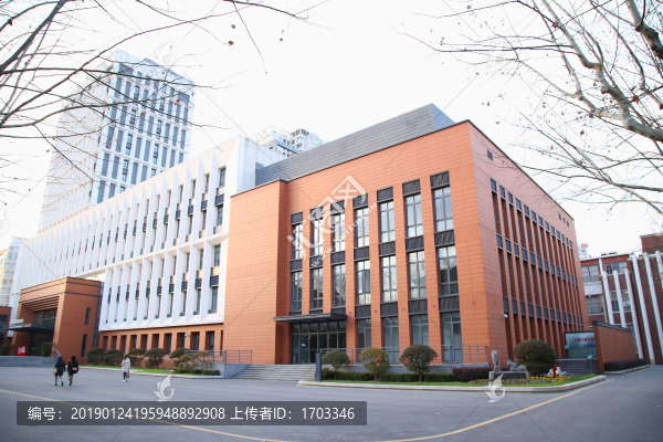 上海交通大學(xué)徐匯校區(qū)