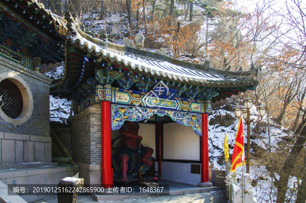 千山大佛寺風(fēng)景區(qū)來迎門能容亭