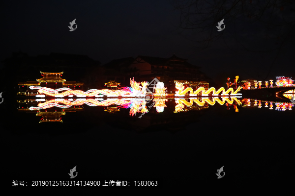 水上龍鳳花燈
