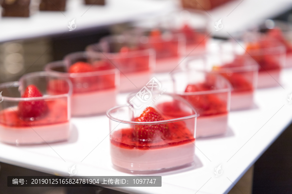 西餐自助餐甜品