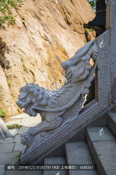 千山彌勒寶塔石臺(tái)階圍欄石獅雕塑