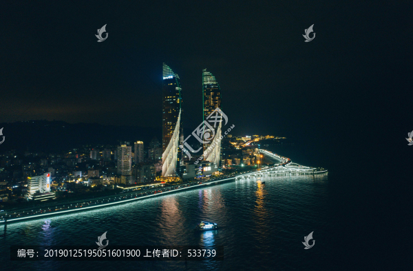 世茂海峽大廈夜景