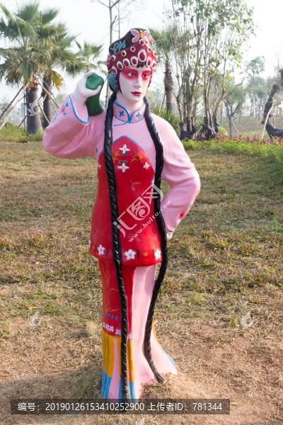 戲劇女角雕刻