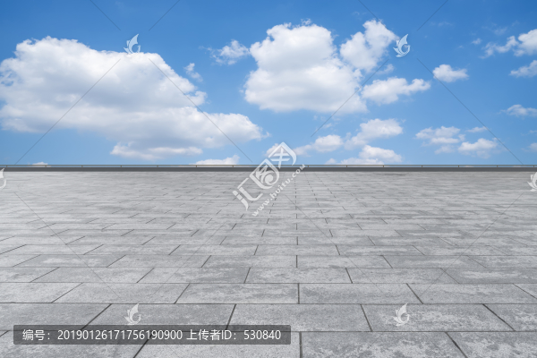 空的前景和藍天白云