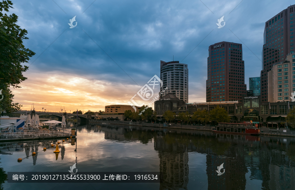 亞拉河日出