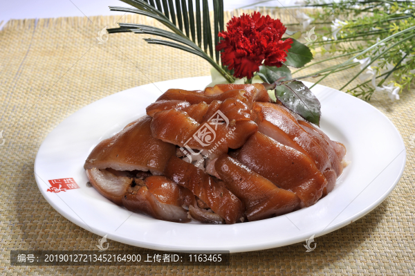 鹵水肘