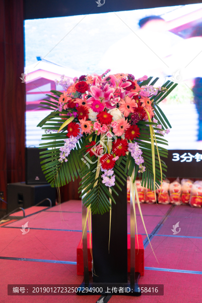 發(fā)布會(huì)演講臺講臺素材
