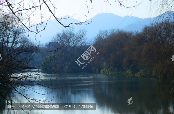 水墨山水畫(huà)