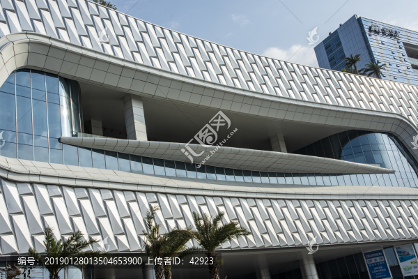 建筑外墻裝飾板材