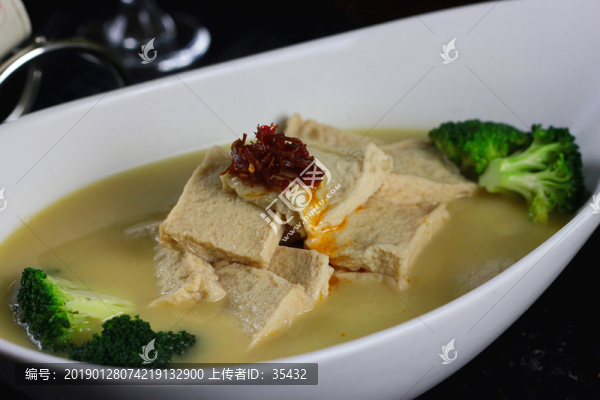 翅湯千頁(yè)豆腐