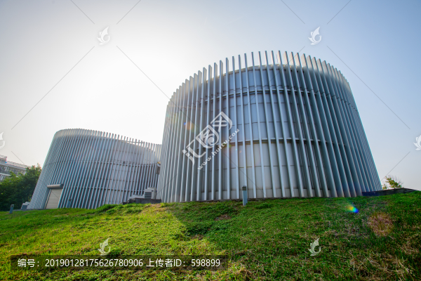 現(xiàn)代展館建筑外觀