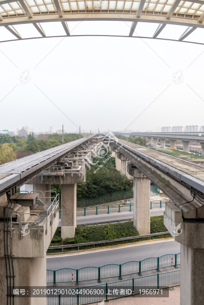 上海磁懸浮列車龍陽站