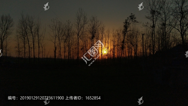 鄉(xiāng)村傍晚
