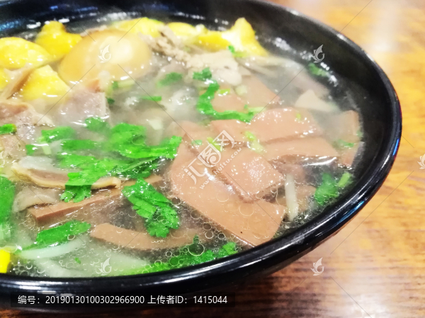鴨血粉絲湯